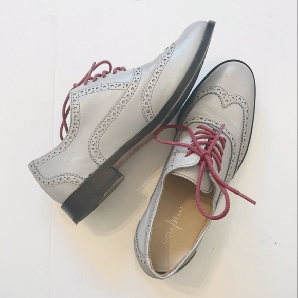 COLE HAAN Alisa Wingtip Oxford - Picture 2 of 7